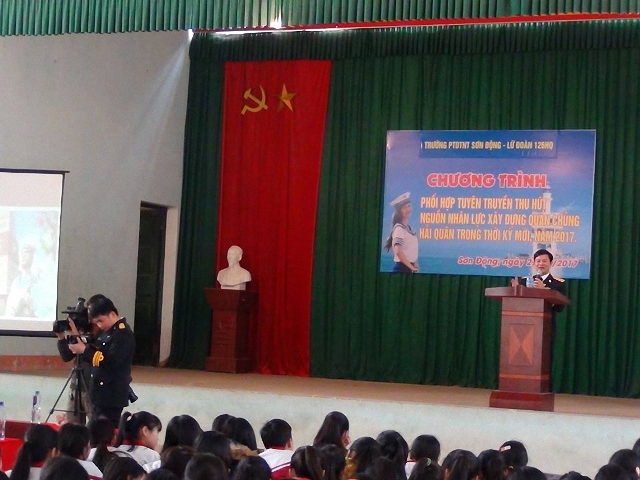 Tăng cường tuyên truyền, hướng nghiệp, thu hút học sinh vào lực lượng Hải quân